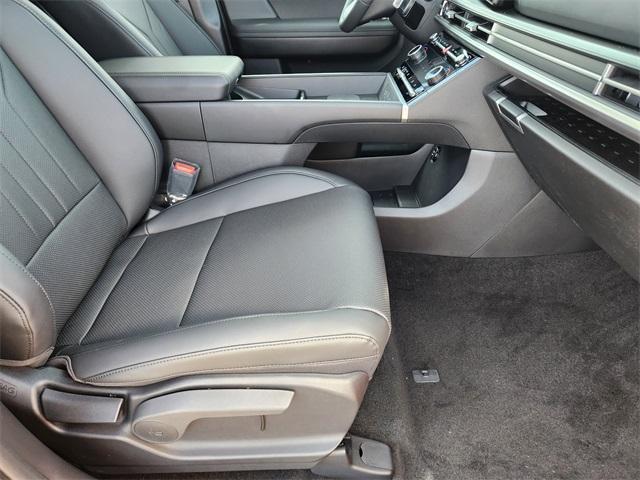 new 2025 Hyundai Santa Fe car, priced at $40,298