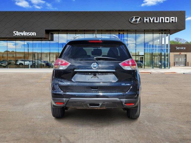 used 2016 Nissan Rogue car, priced at $9,900