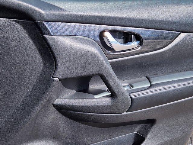used 2016 Nissan Rogue car, priced at $9,900
