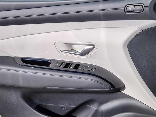new 2025 Hyundai TUCSON Hybrid car, priced at $38,970