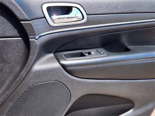 used 2018 Jeep Grand Cherokee car, priced at $17,300