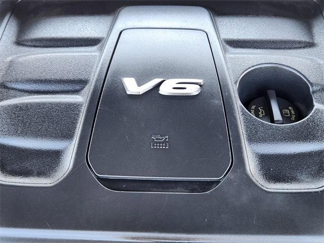 used 2018 Jeep Grand Cherokee car, priced at $17,300
