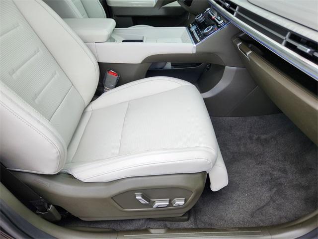 new 2025 Hyundai SANTA FE HEV car, priced at $46,203