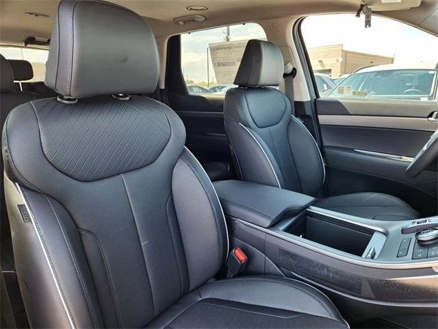 new 2025 Hyundai Palisade car, priced at $42,404