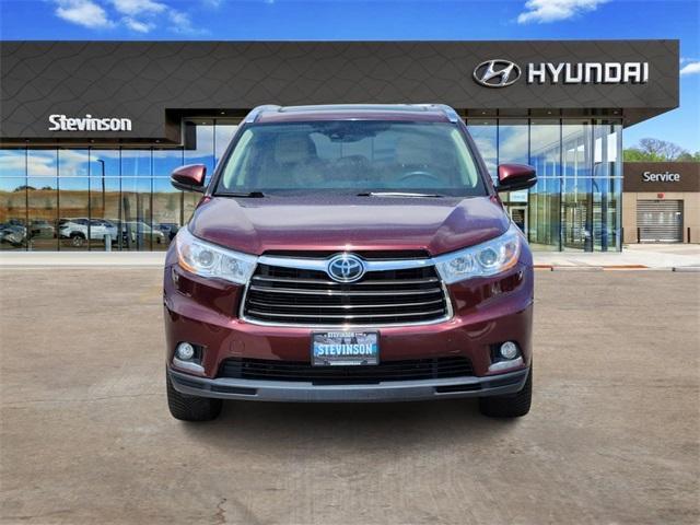 used 2016 Toyota Highlander car, priced at $20,900