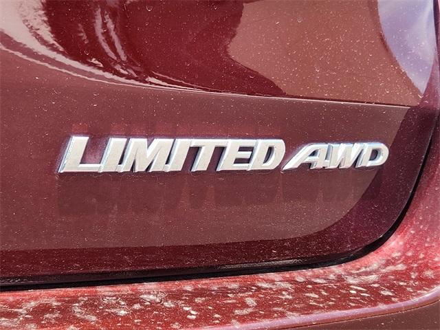 used 2016 Toyota Highlander car, priced at $20,900