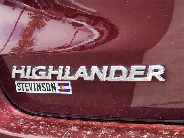 used 2016 Toyota Highlander car, priced at $20,900