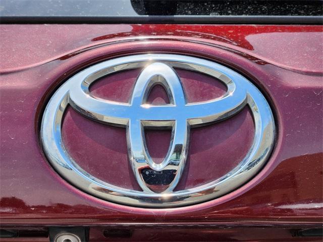used 2016 Toyota Highlander car, priced at $20,900
