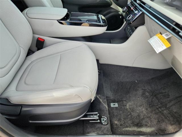 new 2025 Hyundai TUCSON Hybrid car, priced at $36,748