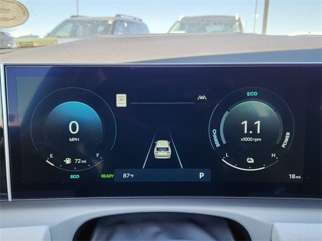 new 2025 Hyundai TUCSON Hybrid car, priced at $39,388