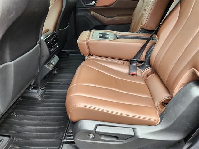 used 2022 Acura MDX car, priced at $35,900