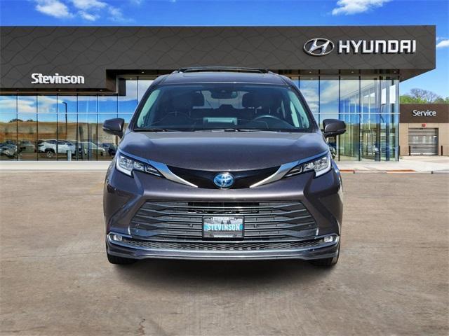 used 2023 Toyota Sienna car, priced at $44,201