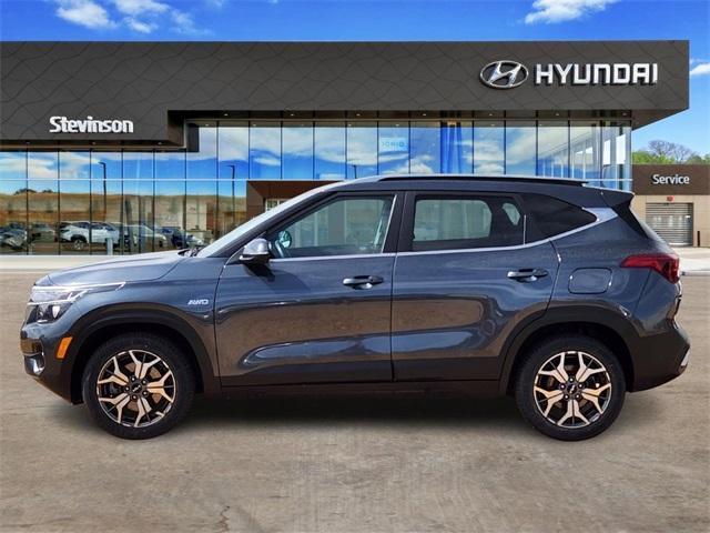 used 2023 Kia Seltos car, priced at $21,900