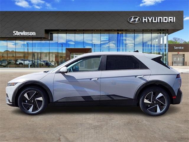 new 2025 Hyundai IONIQ 5 car, priced at $44,606