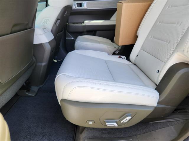 new 2025 Hyundai SANTA FE HEV car, priced at $49,878