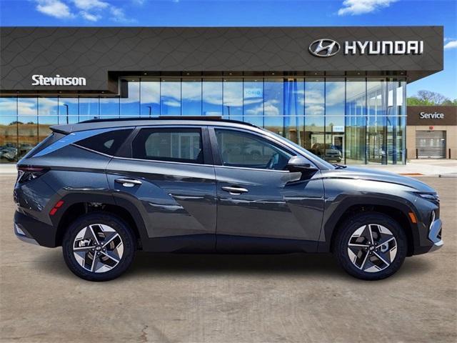 new 2025 Hyundai TUCSON Hybrid car, priced at $36,486