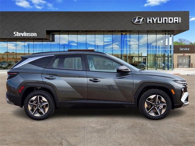 new 2025 Hyundai TUCSON Hybrid car, priced at $36,539