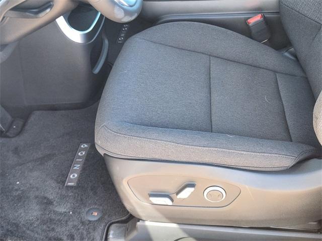 new 2026 Hyundai IONIQ 9 car, priced at $60,580