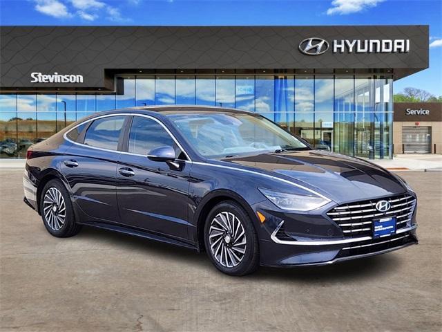 used 2021 Hyundai Sonata Hybrid car, priced at $18,700