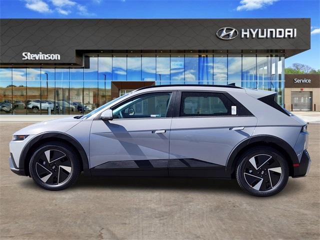 new 2025 Hyundai IONIQ 5 car, priced at $47,094