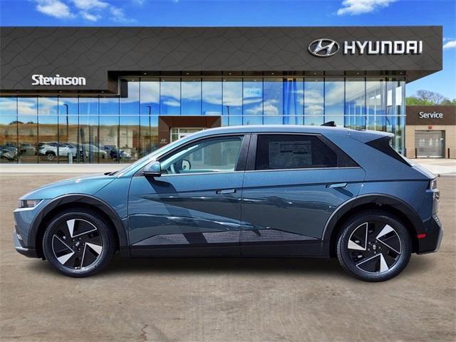 new 2025 Hyundai IONIQ 5 car, priced at $43,774