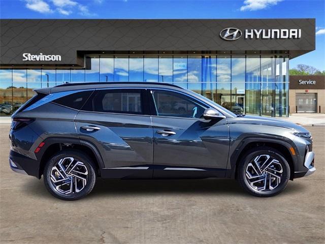 new 2025 Hyundai TUCSON Hybrid car, priced at $39,799