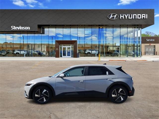 new 2025 Hyundai IONIQ 5 car, priced at $45,014