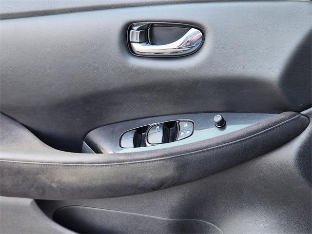 used 2015 Nissan Leaf car, priced at $5,501