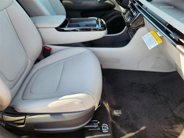 new 2025 Hyundai TUCSON Hybrid car, priced at $36,437