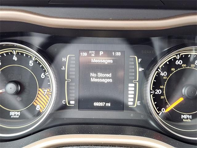 used 2015 Jeep Cherokee car, priced at $10,900