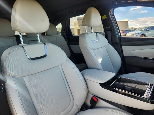 new 2025 Hyundai TUCSON Hybrid car, priced at $38,820