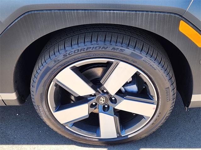 new 2025 Hyundai SANTA FE HEV car, priced at $47,174
