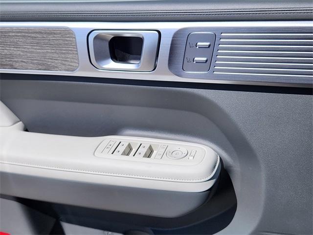 new 2025 Hyundai SANTA FE HEV car, priced at $47,174