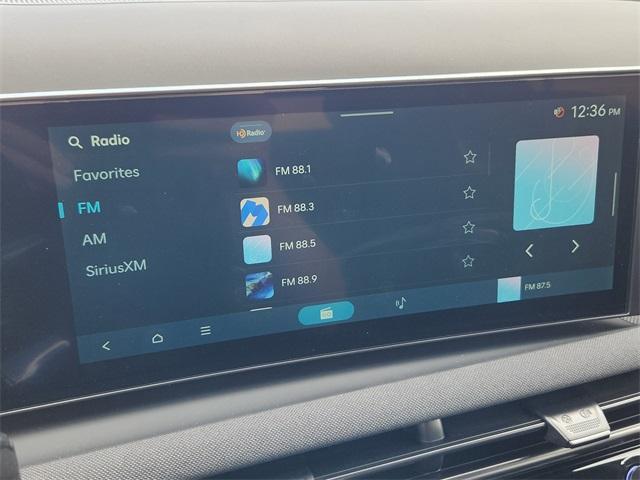 new 2025 Hyundai TUCSON Hybrid car, priced at $36,596