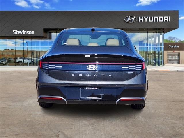 new 2026 Hyundai Sonata Hybrid car, priced at $40,449