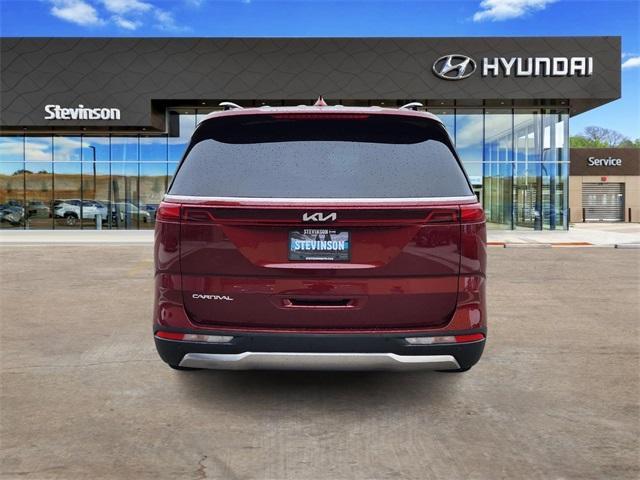 used 2024 Kia Carnival car, priced at $41,990