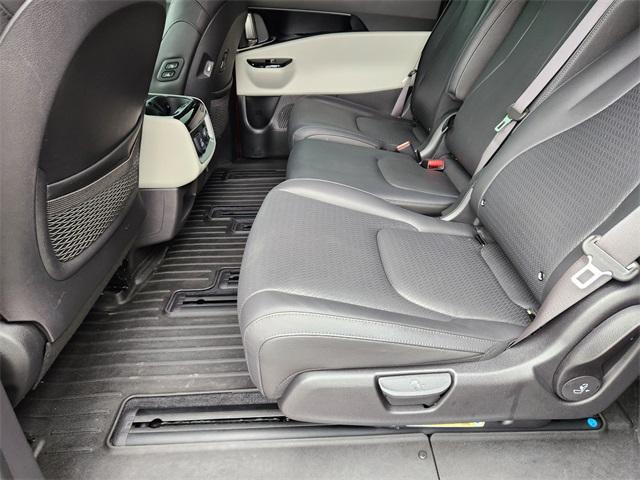 used 2024 Kia Carnival car, priced at $41,990