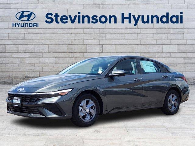 new 2024 Hyundai Elantra car