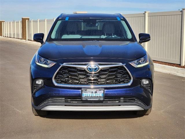 used 2021 Toyota Highlander Hybrid car, priced at $41,300