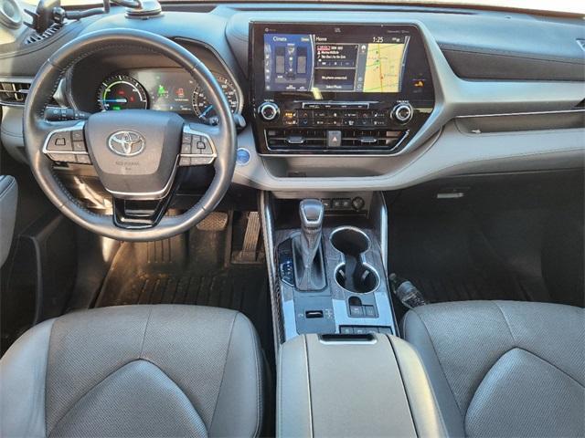 used 2021 Toyota Highlander Hybrid car, priced at $41,300