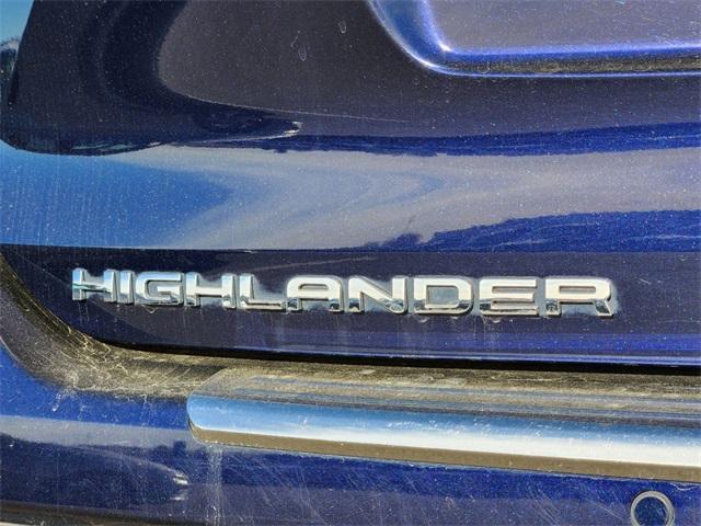 used 2021 Toyota Highlander Hybrid car, priced at $41,300