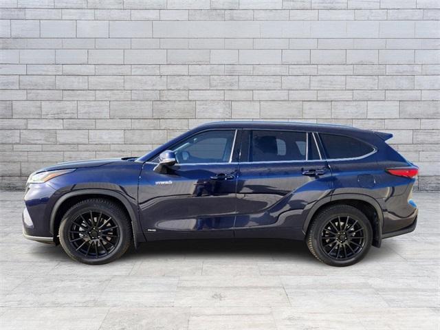 used 2021 Toyota Highlander Hybrid car, priced at $41,300