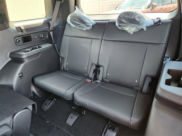 new 2025 Hyundai SANTA FE HEV car, priced at $48,773