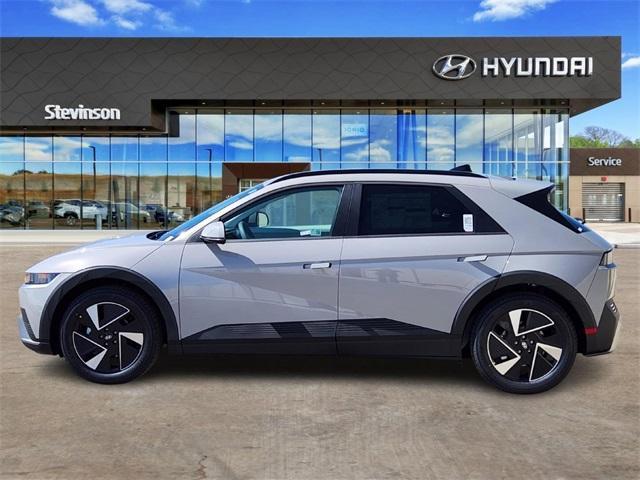 new 2025 Hyundai IONIQ 5 car, priced at $47,964