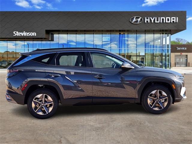 new 2026 Hyundai Tucson car, priced at $38,279