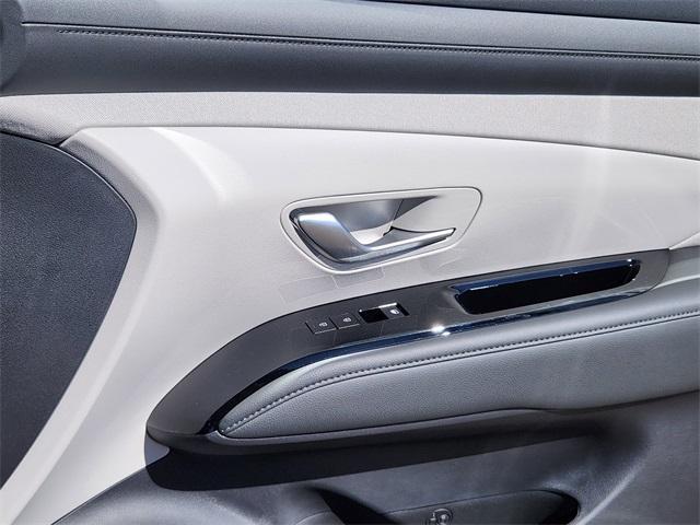 new 2025 Hyundai TUCSON Hybrid car, priced at $39,897