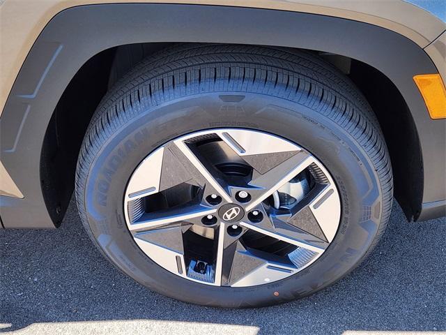 new 2025 Hyundai TUCSON Hybrid car, priced at $36,458