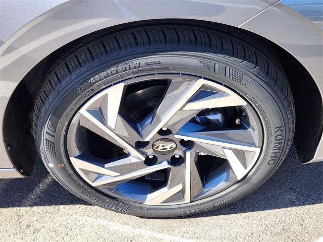 new 2025 Hyundai Elantra car, priced at $23,109