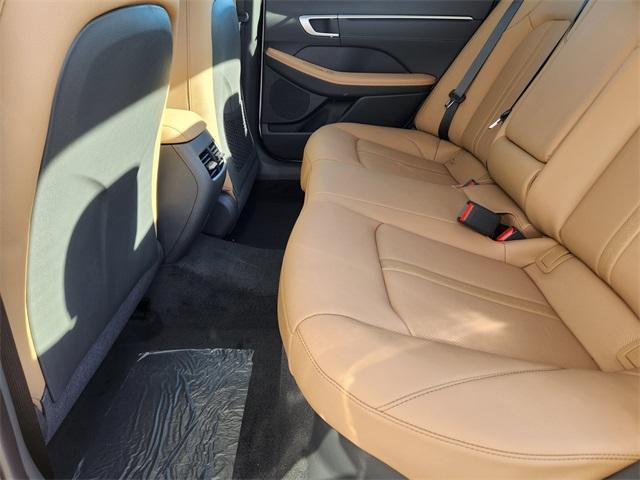 new 2025 Hyundai Sonata Hybrid car, priced at $36,044