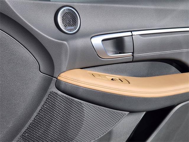 new 2025 Hyundai Sonata Hybrid car, priced at $36,044